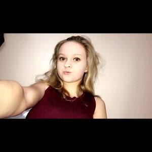 Meet your Posher, Alyson